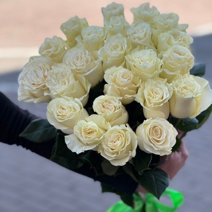 Букет из белых роз - купить с доставкой в по Лобне
